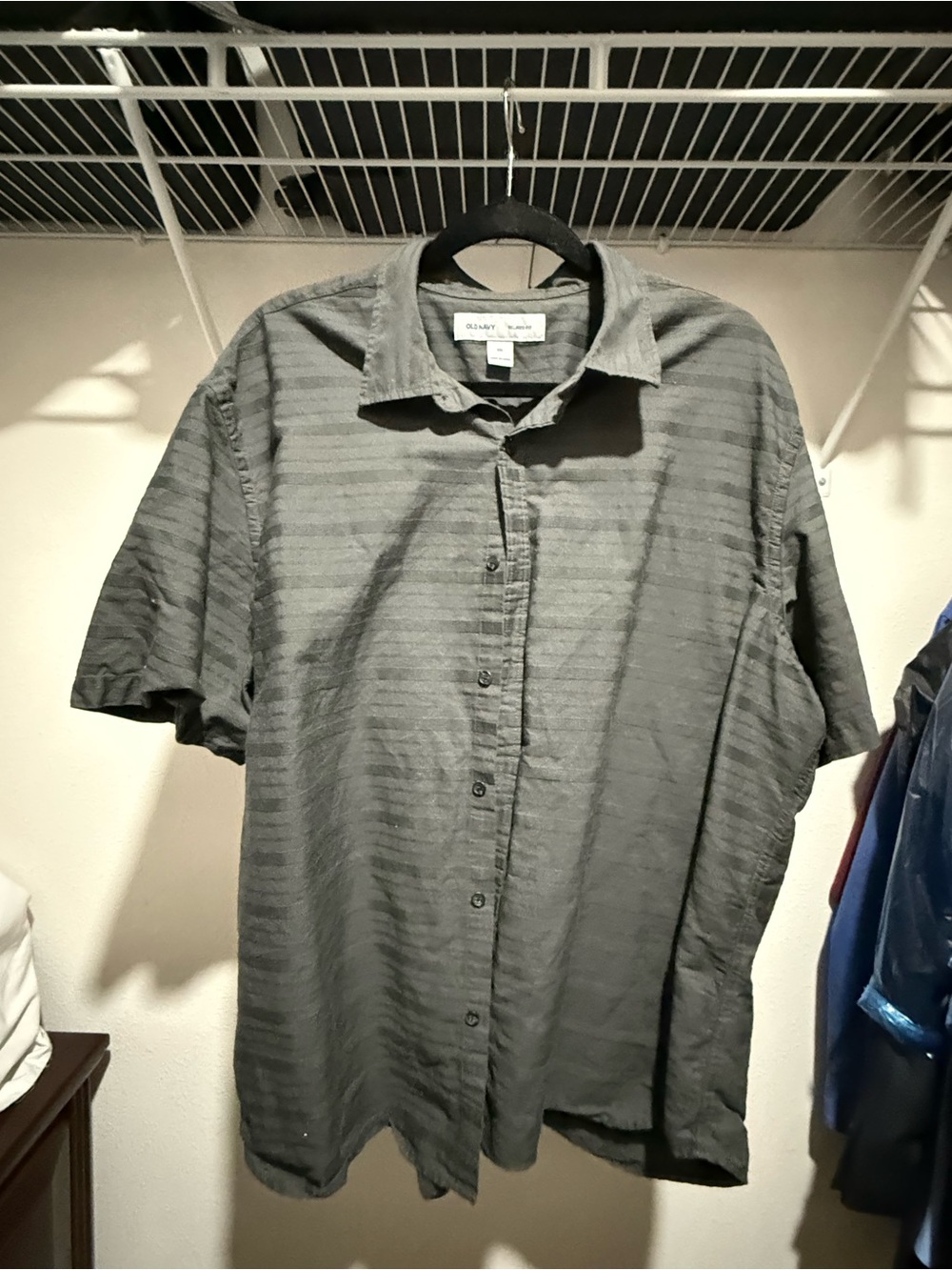 Quiksilver Men's Short-Sleeve Button-Down Shirt - Charcoal Gray